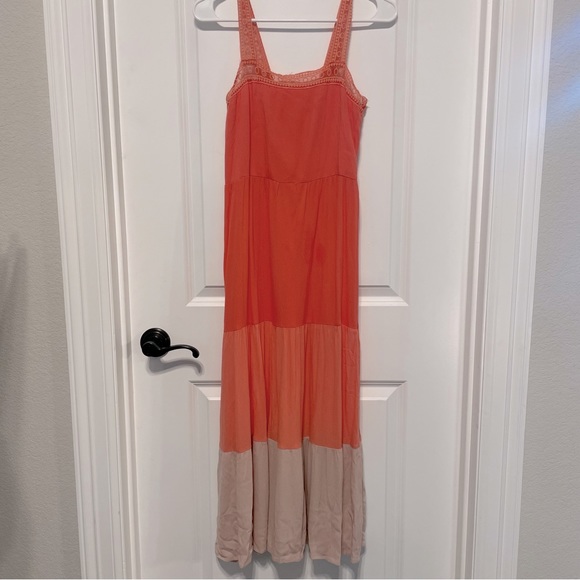 L love Dresses & Skirts - Tiered peach Midi tank dress